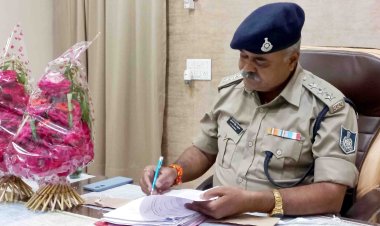 नवागत सीएसपी युवराज सिंह चौहान ने ज्वाइन किया, दोनों टीआई से ली क्षेत्रीय जानकारी