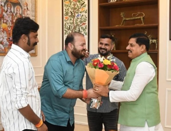 जीवन सिंह शेरपुर भोपाल पहुंचे, सीएम से मिलकर हरदा लाठीचार्ज मामले में उच्च स्तरीय जांच की मांग की