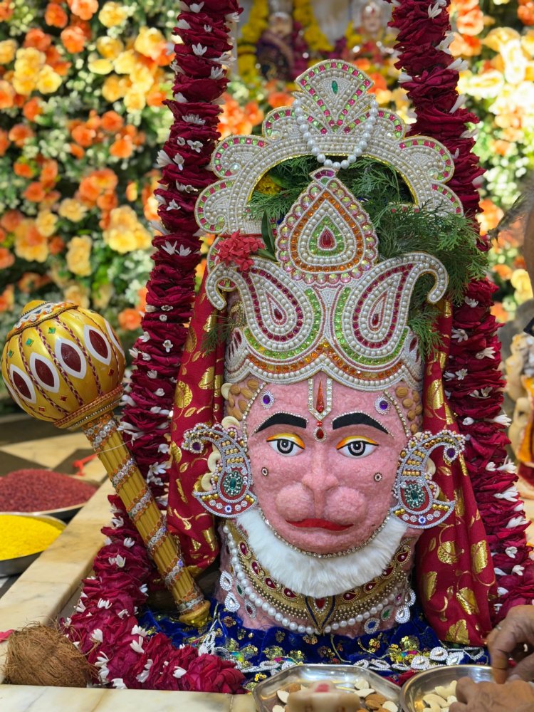 यहां करें दर्शन:- सावन के दूसरे सोमवार को किस शिवालय में भोले बाबा ने कैसा रूप सजाया