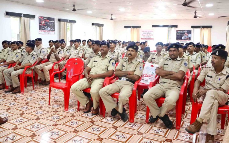 सैनिक सम्मेलन : 24वीं बटालियन के जवानों ने प्रभारी कमांडेंट से कही मन की बात