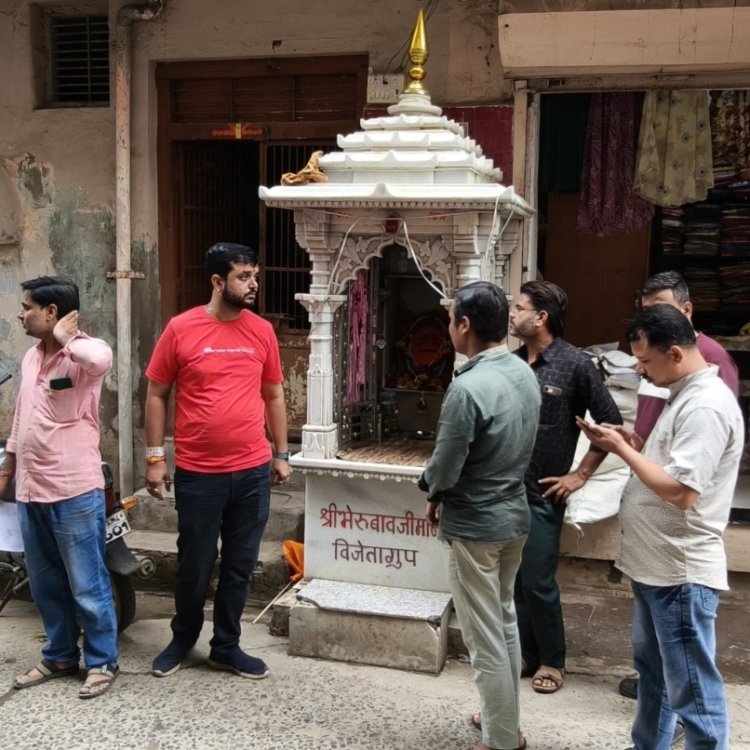 लाला गली चौराहा स्थित श्री भैरव बावजी मंदिर से मुकुट चोरी