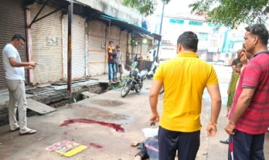 बस स्टैंड पर युवक के शव को नोंच गए कुत्ते, अरनियापीथा का रहने वाला है मृतक