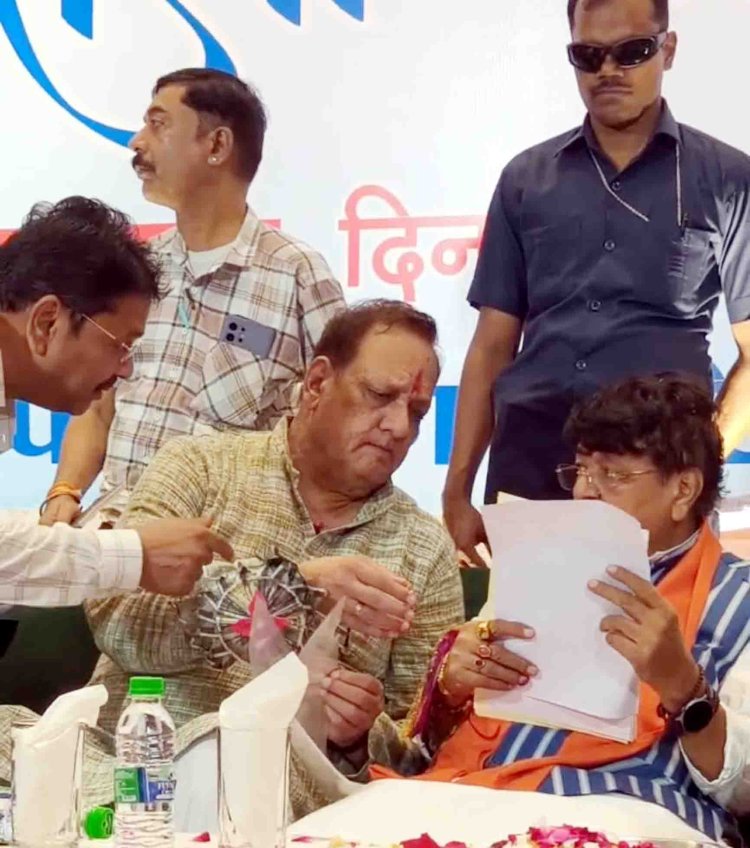 20 करोड़ के विकास कार्यों का शिलान्यास, मंत्री विजयवर्गीय बोले विधायक व प्रांजल की वजह से आया हूं.. यूसुफ भाई से भी मिलना हो गया