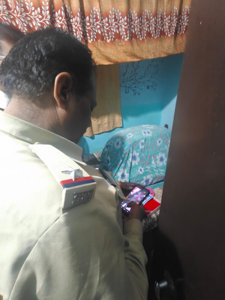 चोरों की पुलिस को खुली चुनौती :  बटालियन में घुसकर ले गए ज्वेलरी और नगदी